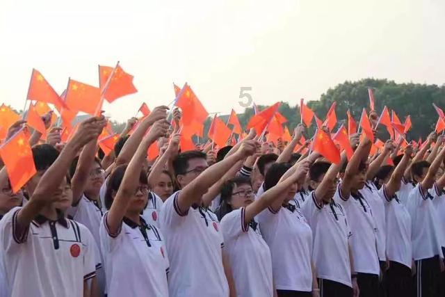 山东泰安居住证过期了怎么续期呢？游戏画面
